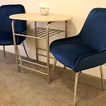 Trinity Studio - Ideally Located For City Centre