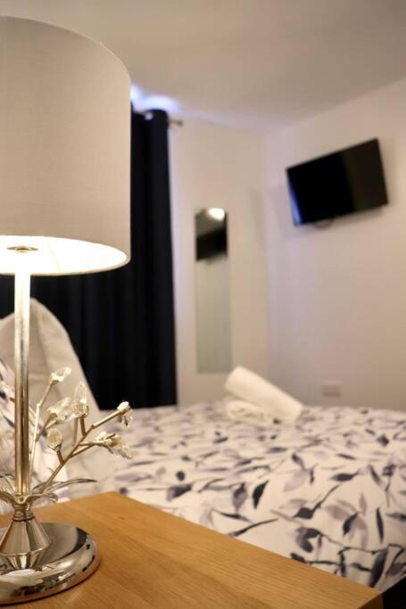 Trinity - Ideally Located For Centre Apartamento York